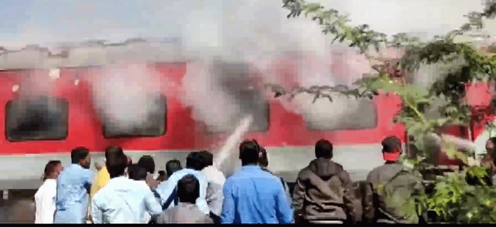 Gandhidham-Puri Express train fire in Maharashtra