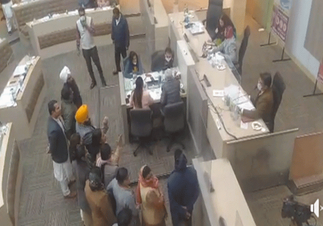 Ruckus in Chandigarh Municipal Corporation House Meeting regarding Mayor