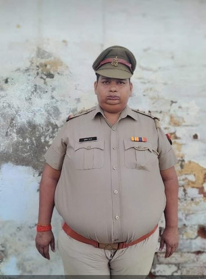 Fake Police Inspector Of 180 Kg