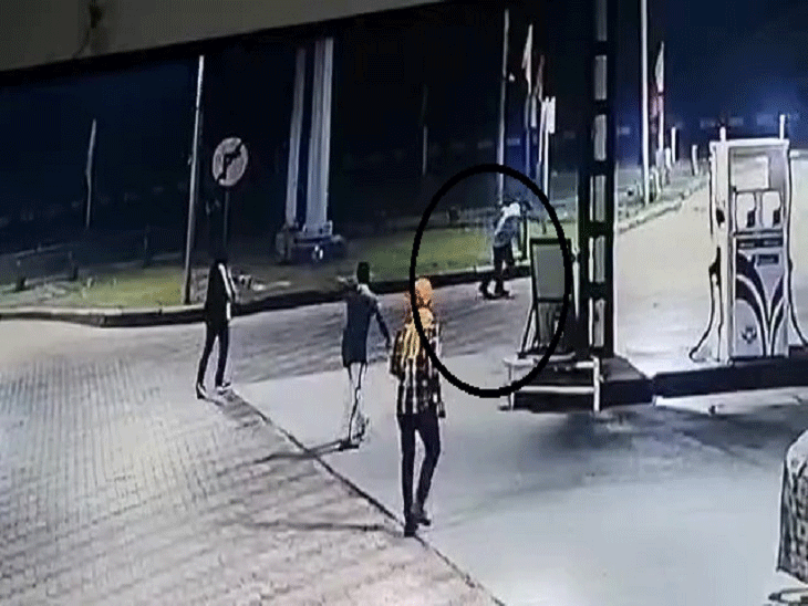 Punjab Petrol Pump Guard Shoot To Robber