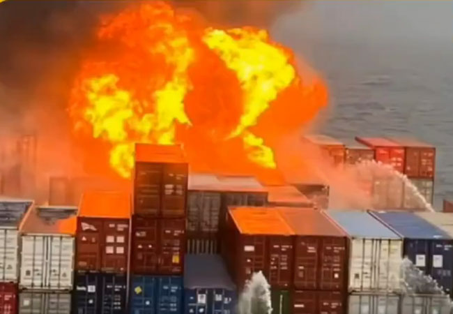  Cargo Carrier Ship Fire At Sea Goa Video News Update