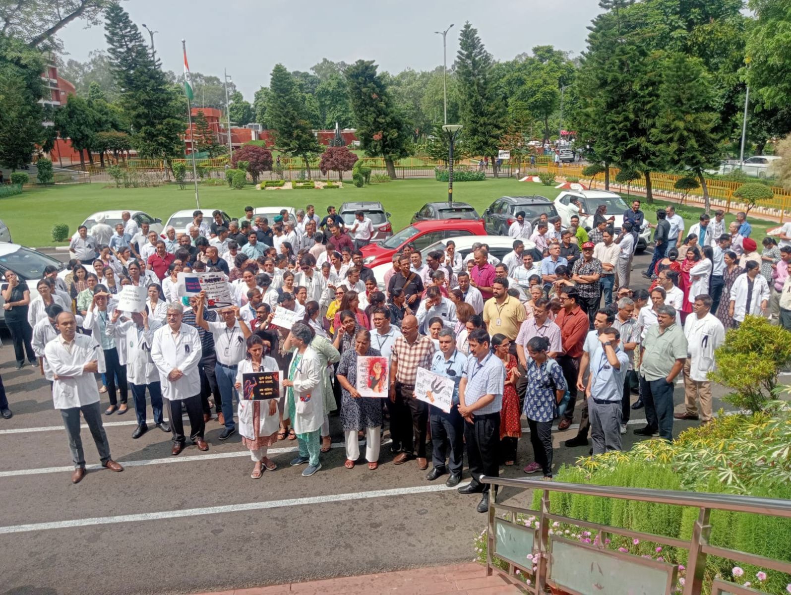 Chandigarh Doctors Protest Justice For Kolkata Female Doctor Rape-Murder 