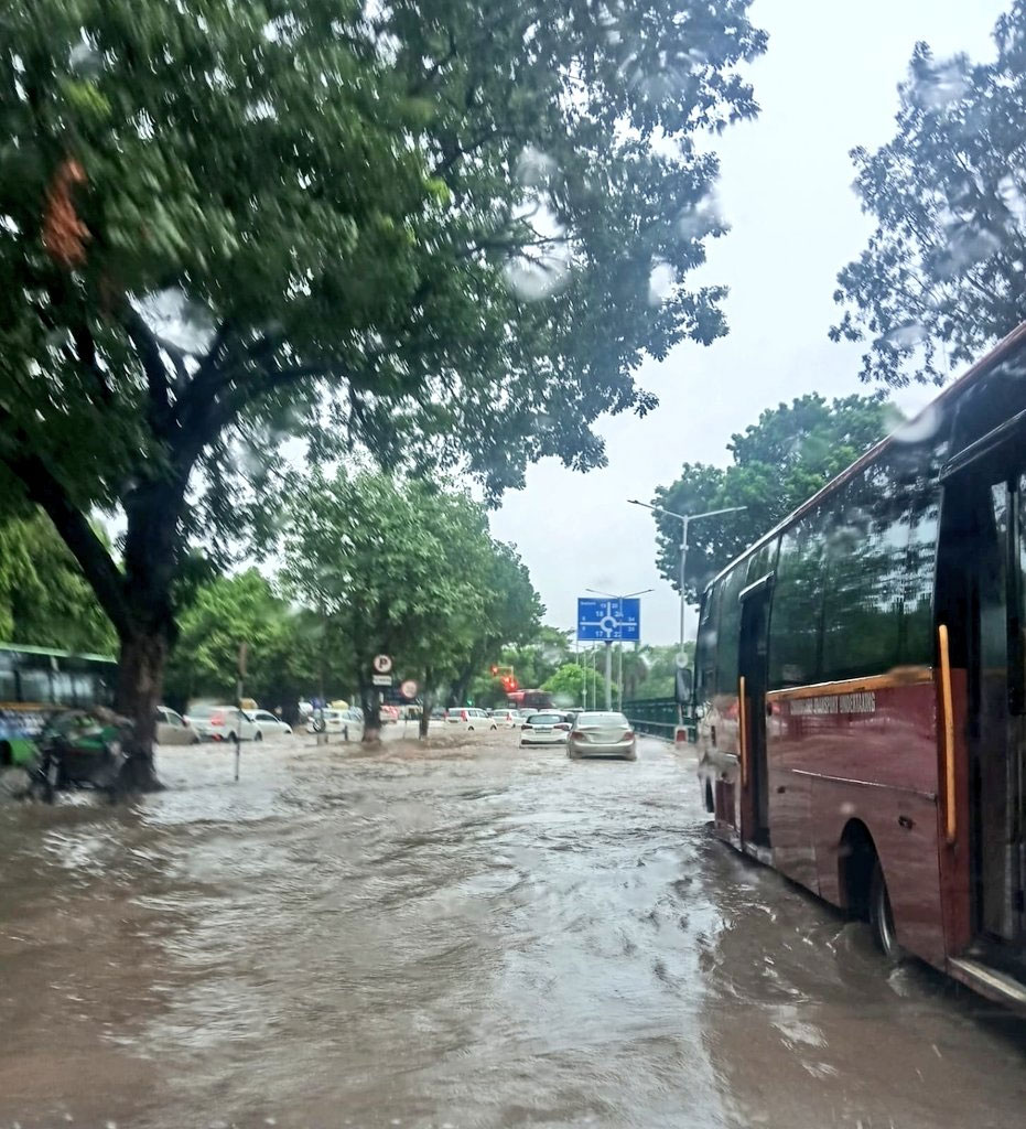 Chandigarh Heavy Rain Update