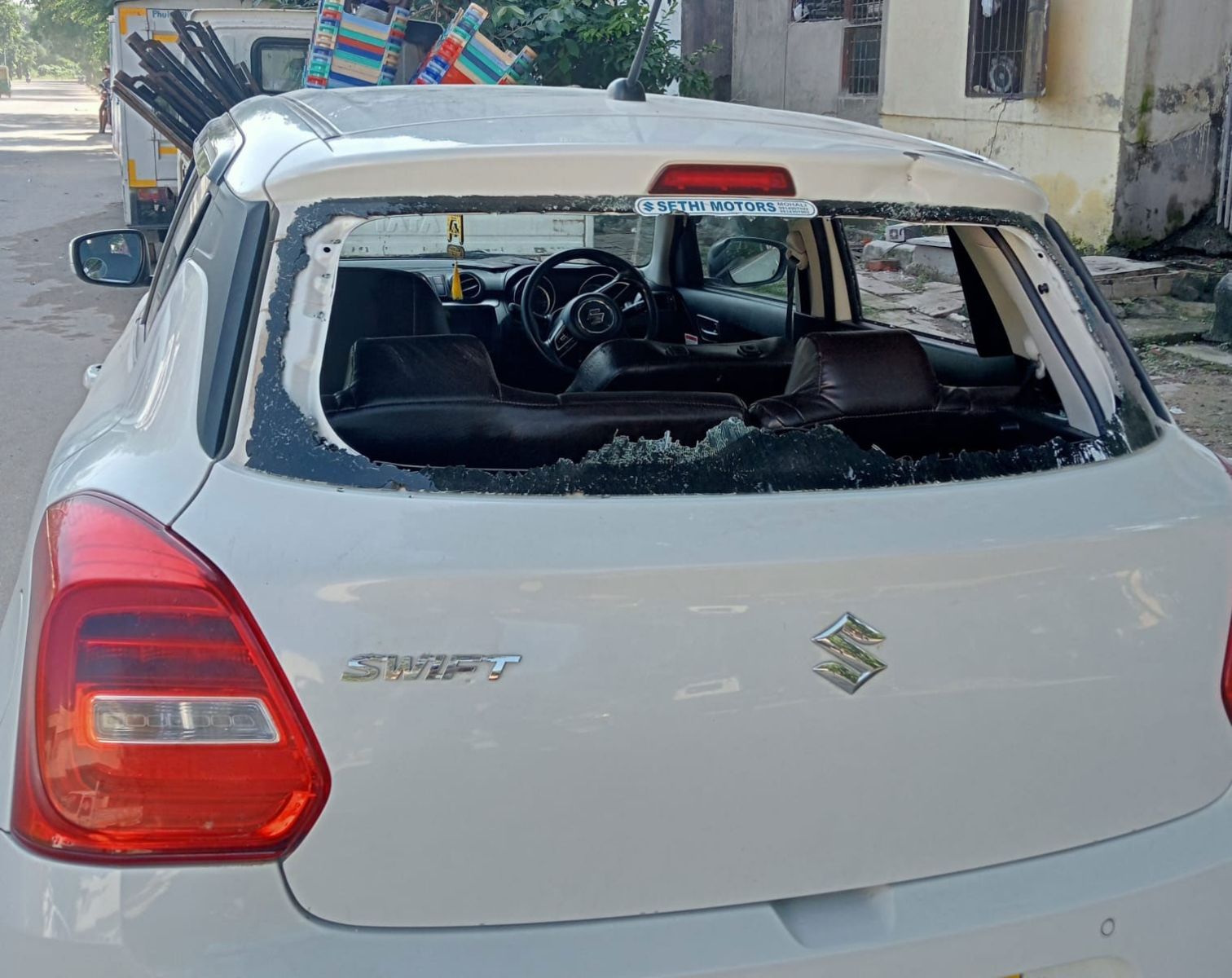 Chandigarh Miscreants Vandalise More Than Dozen Vehicles News Update