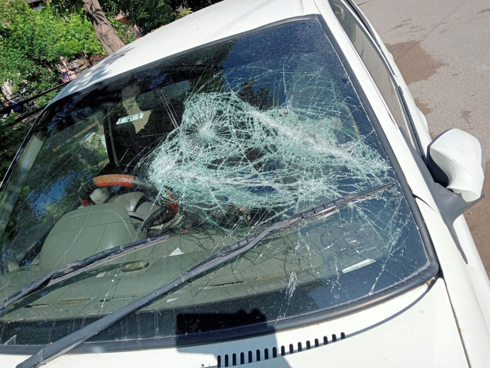 Chandigarh Miscreants Vandalise More Than Dozen Vehicles News Update