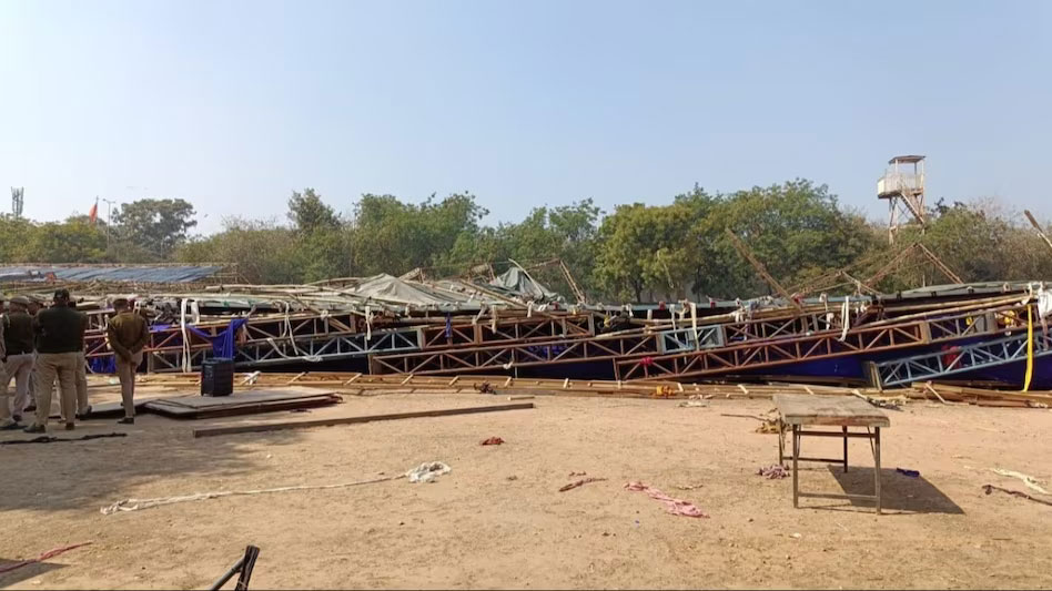 Delhi Jawahar Lal Nehru Stadium Pandal Collapsed News Update