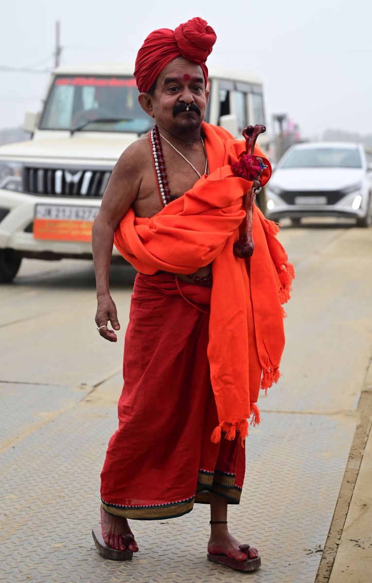 Gangapuri Maharaj Chotu Baba MahaKumbh 2025 Sangam Prayagraj Video