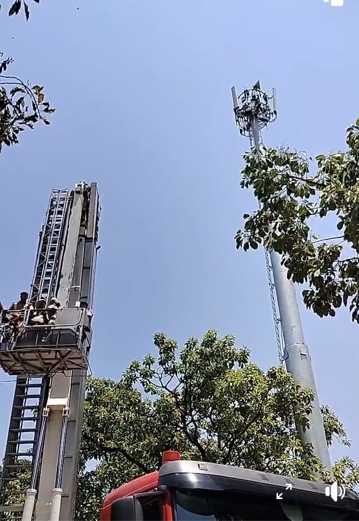 Chandigarh Man Came Down From The Tower After About 5 Hours Later