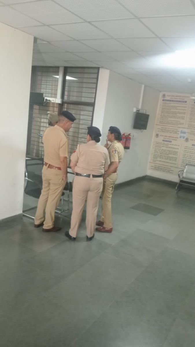 Chandigarh District Court Firing Crime Latest News 