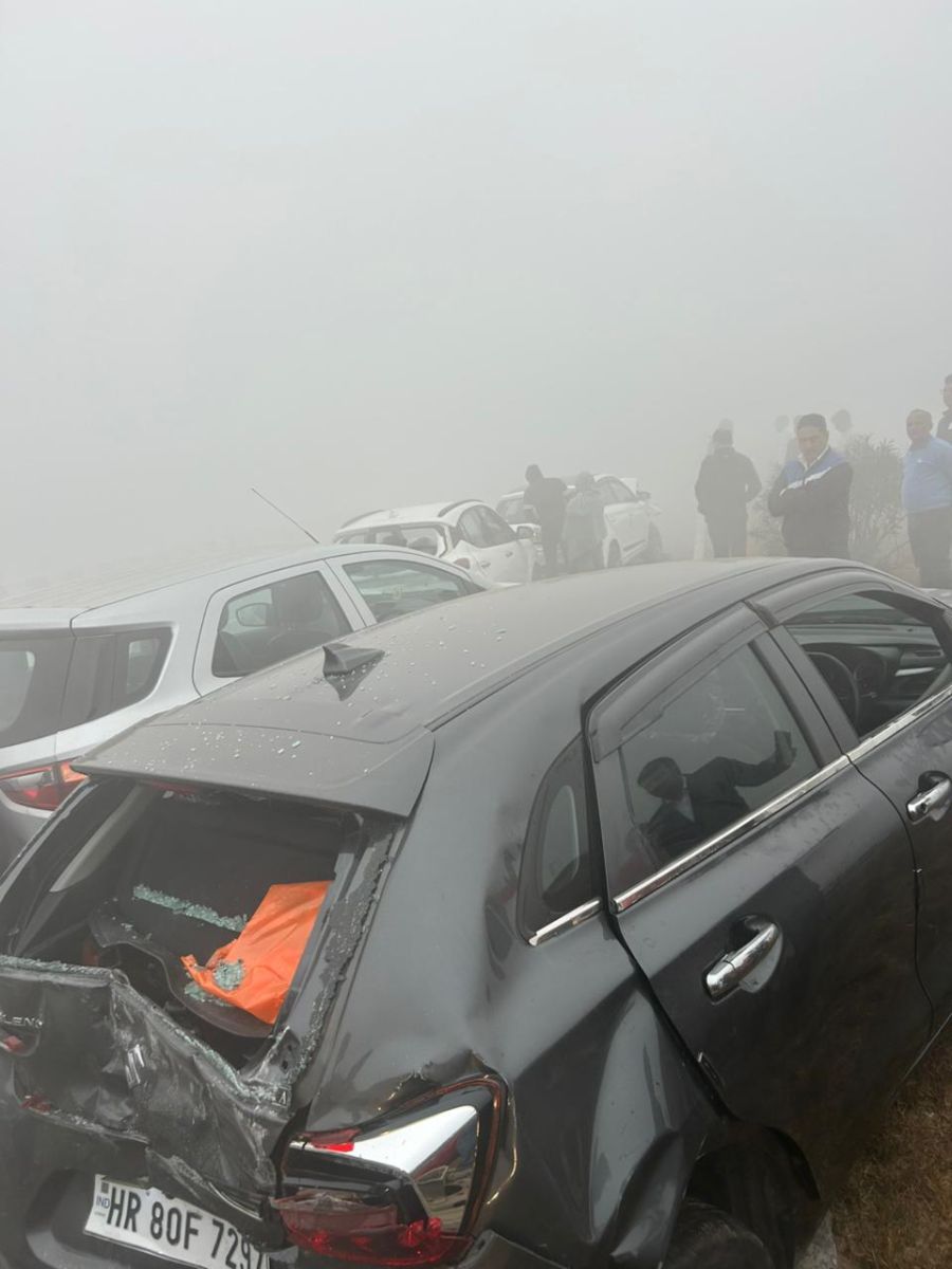 Haryana Accident Today 5 Vehicles Collide Due To Fog News Update