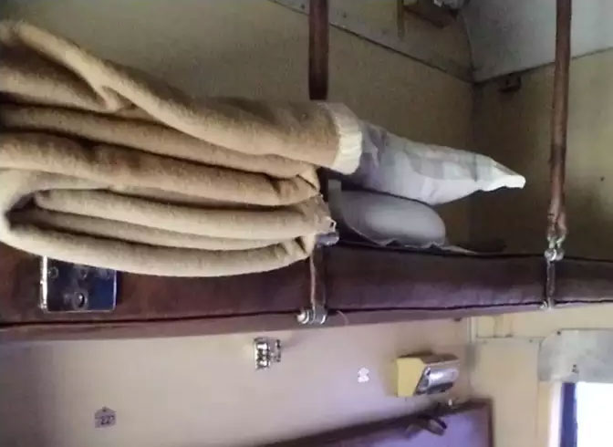 Indian Railway Trains Blankets Washed in How Many Days