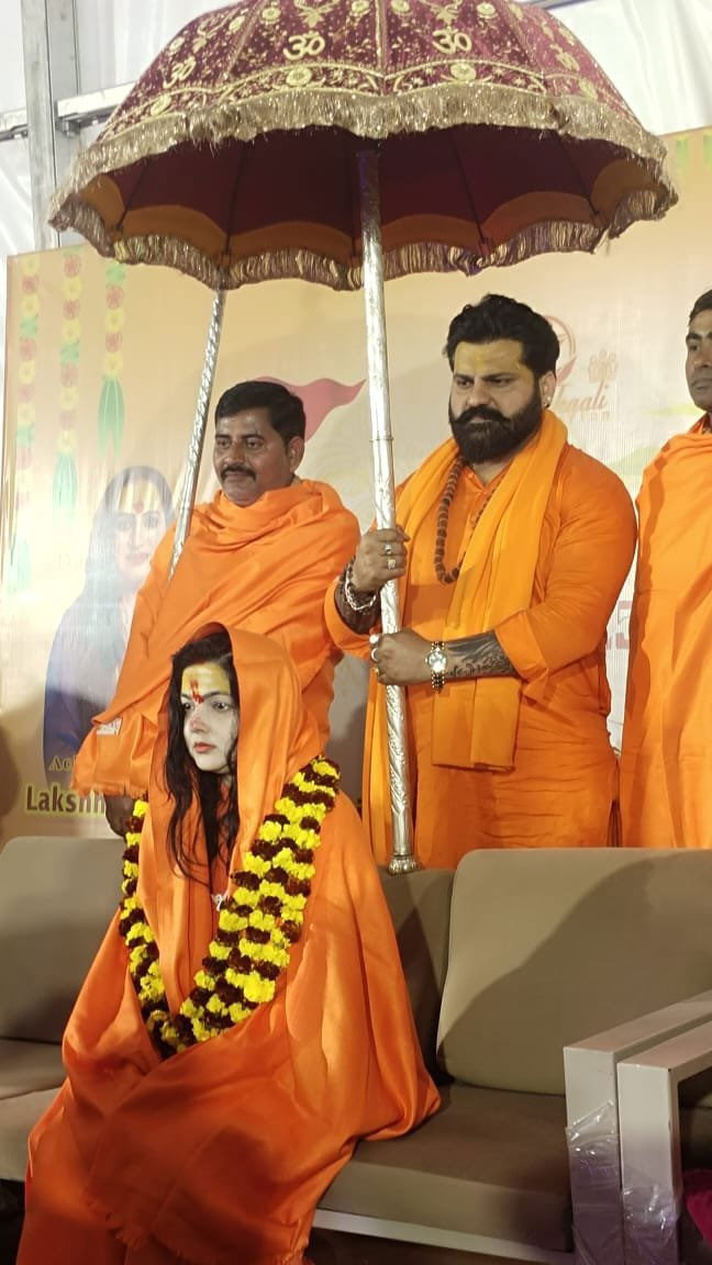 Mamta Kulkarni Removed From Post of Mahamandaleshwar In Kinnar Akhada