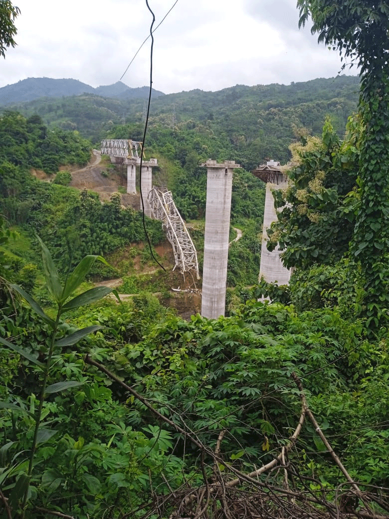 Mizoram Railway Bridge Collapsed 17 Deaths Till Now