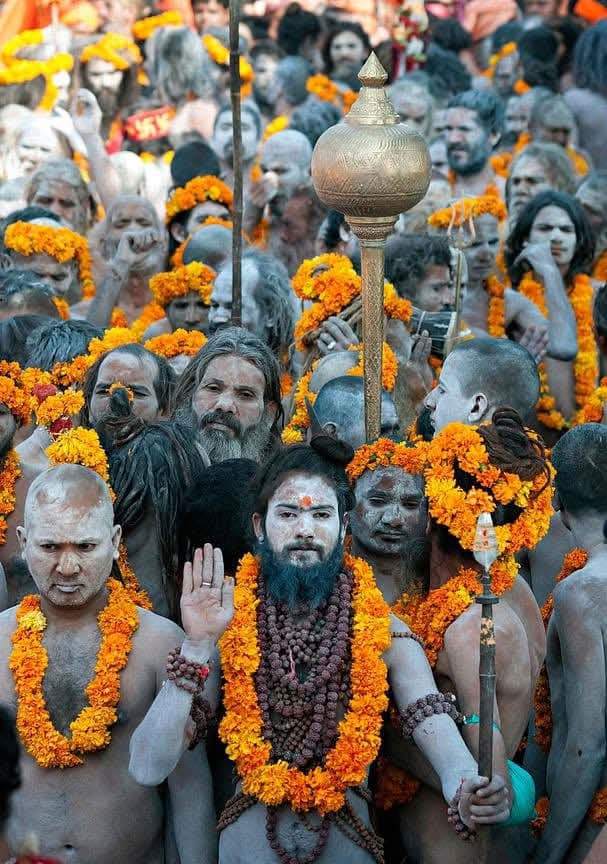 Naga Sadhus Shringar