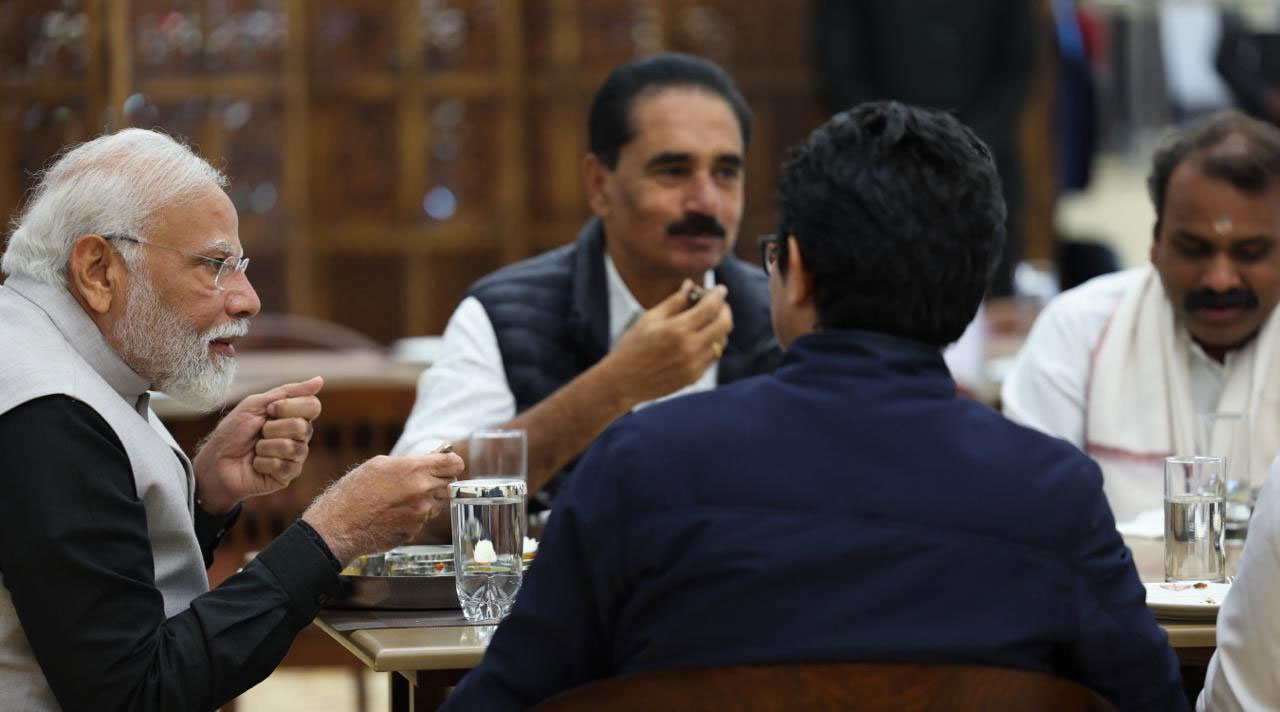 PM Modi Lunch With MPs