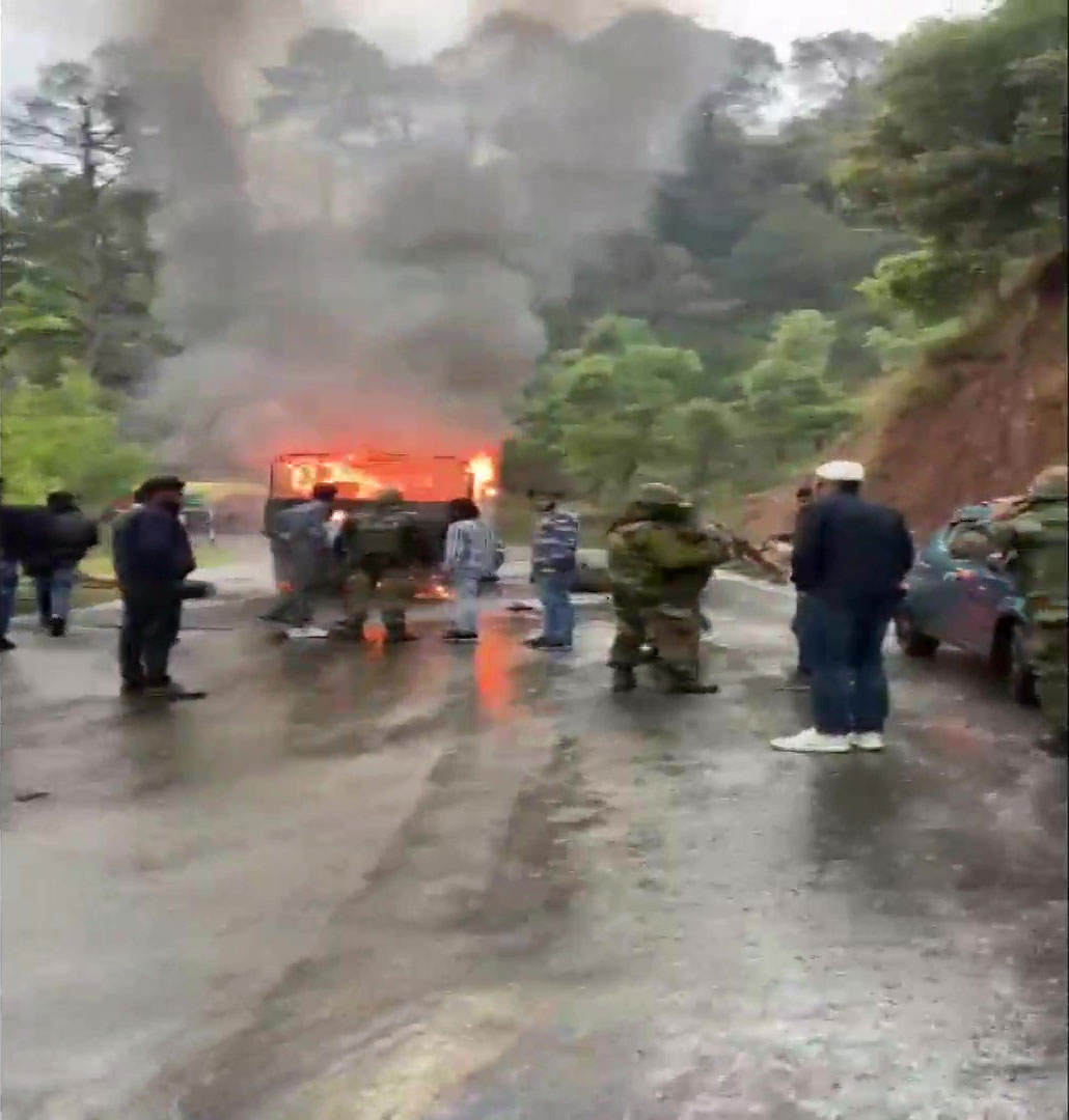 Indian Army Truck Fire Near Poonch