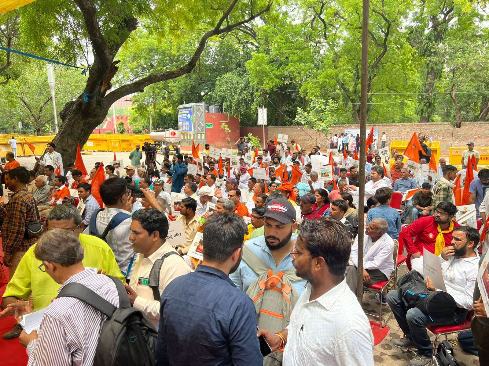  Ekam Sanatan Bharat Dal in Delhi