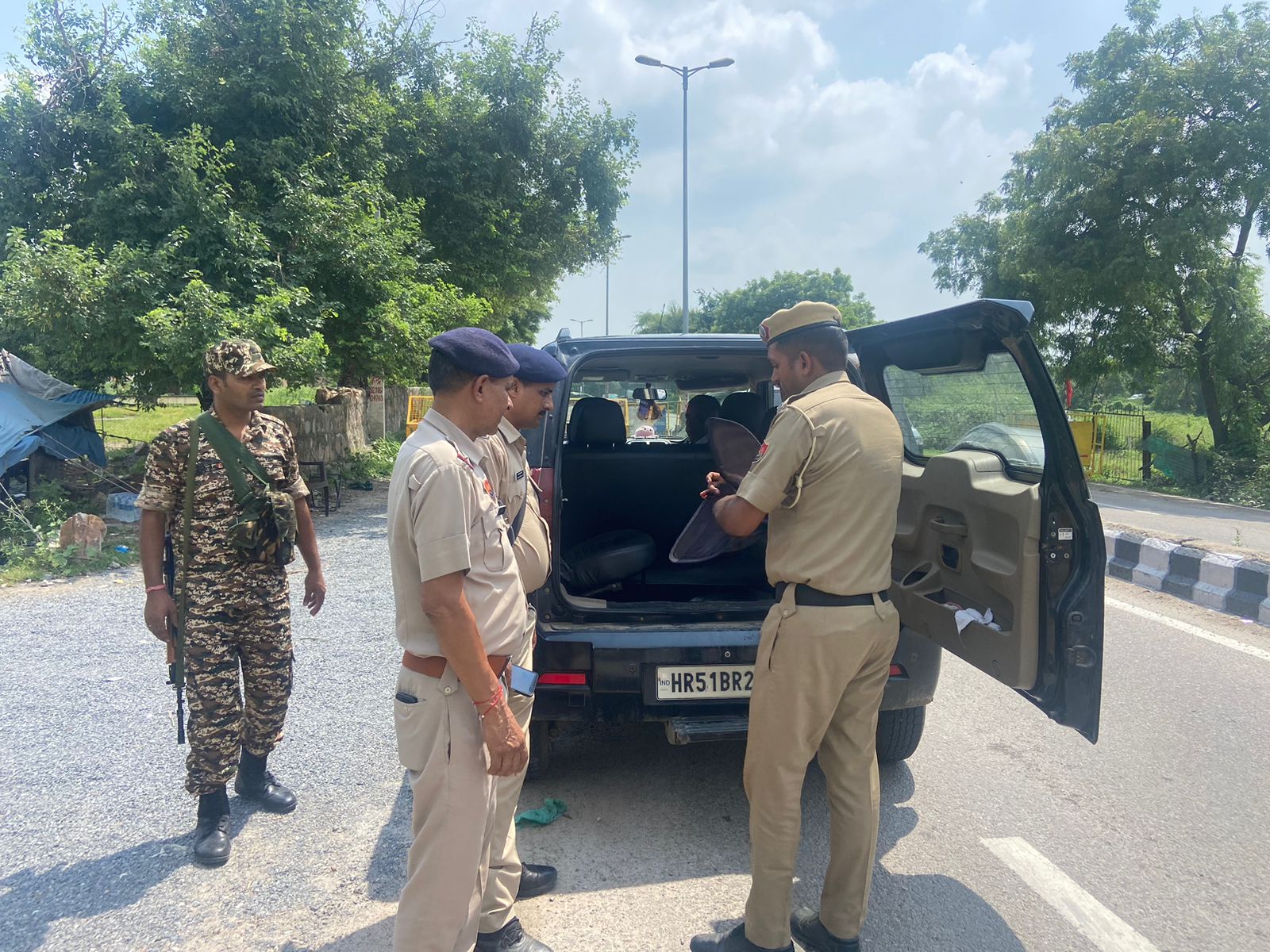 Checkpoints on the Faridabad Border