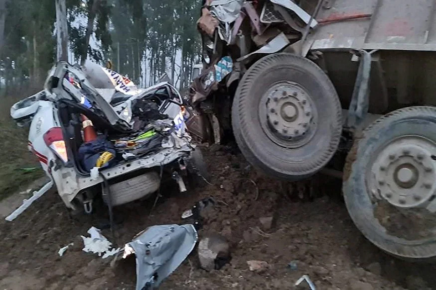 Truck crushed PCR vehicle in Karnal