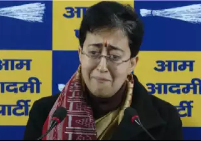 BJP Leader's Controversial Statement About CM Atishi's Father Leads to Emotional Outburst