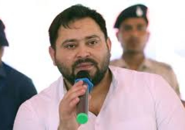 Tejashwi Yadav's Eighth Phase of Worker Dialogue Tour Begins, Starting from Siwan on January 30