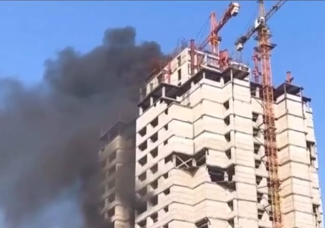 Massive Fire in Under-Construction Ayushman Tower at SMS Hospital Jaipur