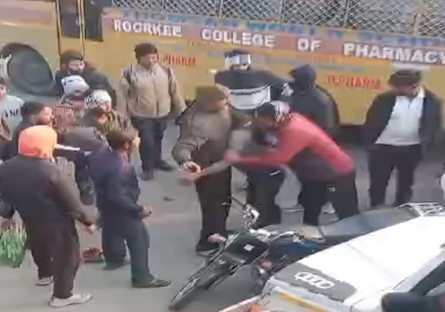 Roorkee Bajrang Dal Fight