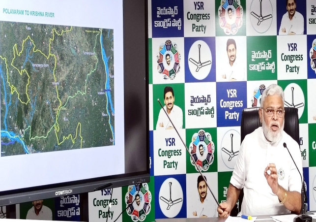 Mocked Chandrababu's claim that he copies ideas