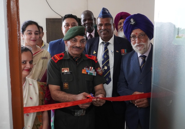 Param Vir Chakra winner Subedar Major Sanjay Kumar inaugurated the library