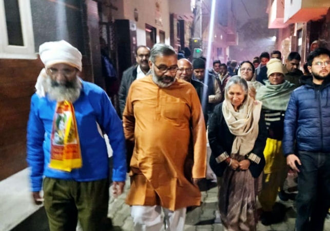 Hisar MLA Smt. Savitri Jindal attended the Kirtan Program