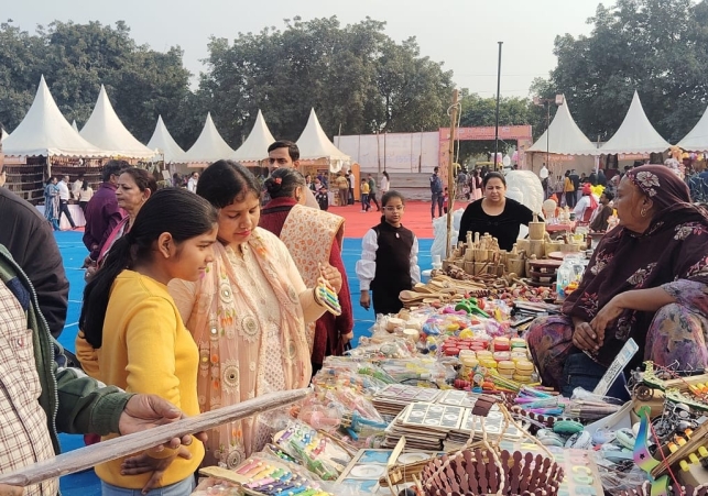 Saras Mela is a Symbol of Self-Reliance