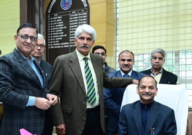 Dr. Krishna Kant took over as the Registrar of Maharishi Dayanand University