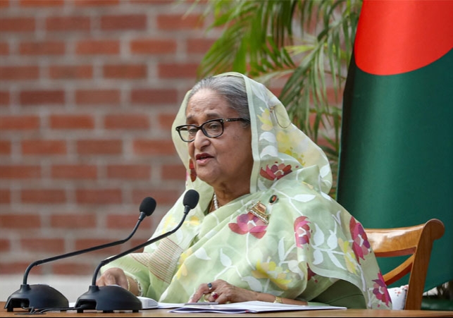 Bangladesh PM Sheikh Hasina Resigns And Leaves The Country Army Taken Over