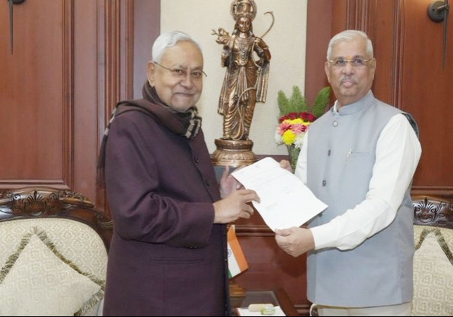 Bihar CM Nitish Kumar Resigns For Alliance With BJP