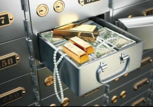 Jewellery Worth Lakhs Missing from Bank Locker