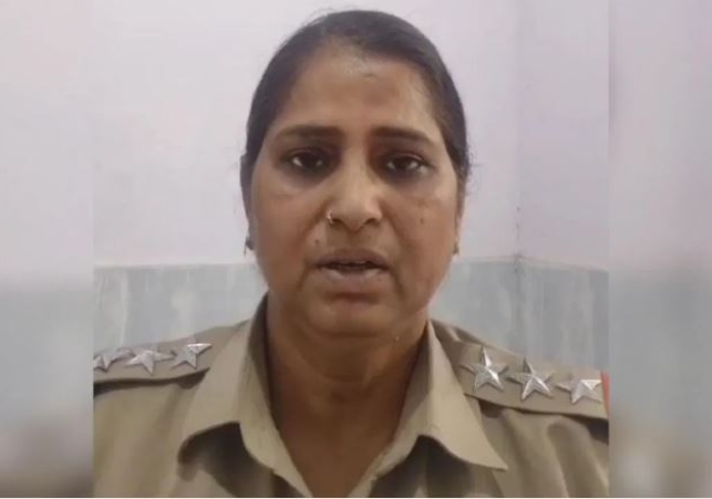 Female deputy jailor appeals to CM Yogi