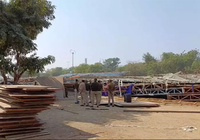 Delhi Jawahar Lal Nehru Stadium Pandal Collapsed News Update