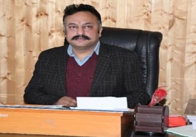 Rohit Thakur said – Government will consider reopening closed schools with fixed number