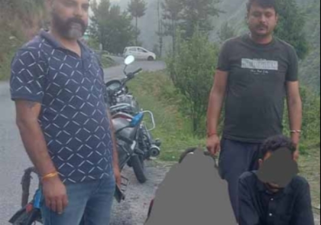 Kullu team seized charas from two bike riders, case registered under NDPS Act