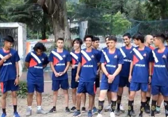 Kullu district team leaves for Himachal Football League competition