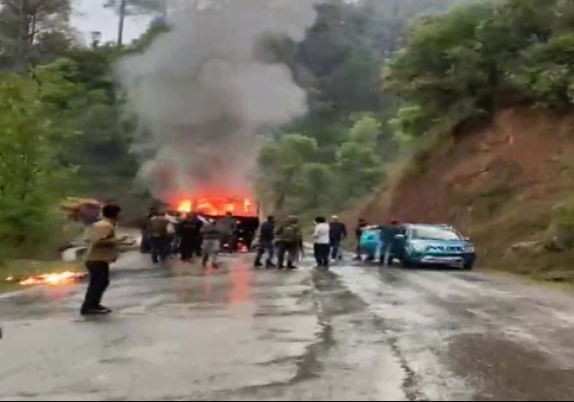 Indian Army Truck Fire Near Poonch