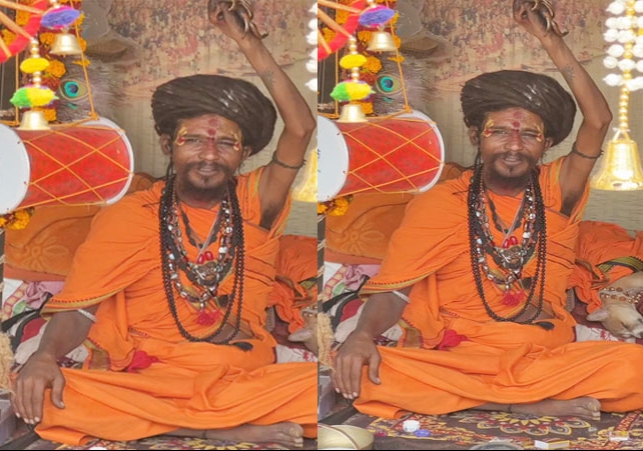 MahaKumbh Ke Chimte Wale Baba Viral Video Prayagraj Sangam Mela 2025 