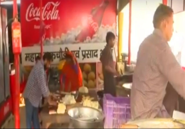 Prayagraj Mahakumbh Kachori Shop 92 Lakhs Tender Price Sangam Mela