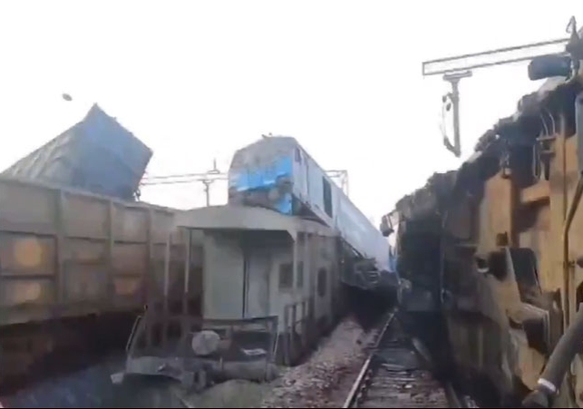 Punjab Fatehgarh Sahib Two Train Collision Goods Train Accident Update