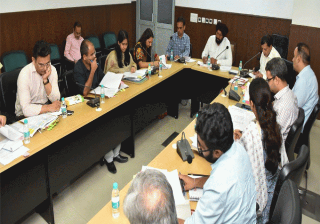 Local Government Minister Balkar Singh holds meeting with officials of Municipal Corporations regard