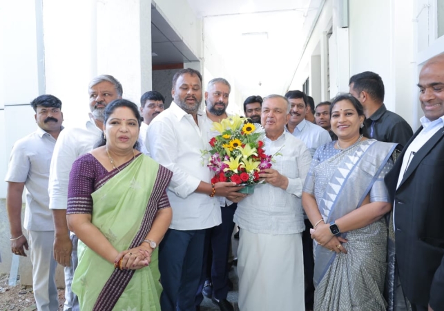 Minister Sandhyarani Visited Karnataka Bengaluru