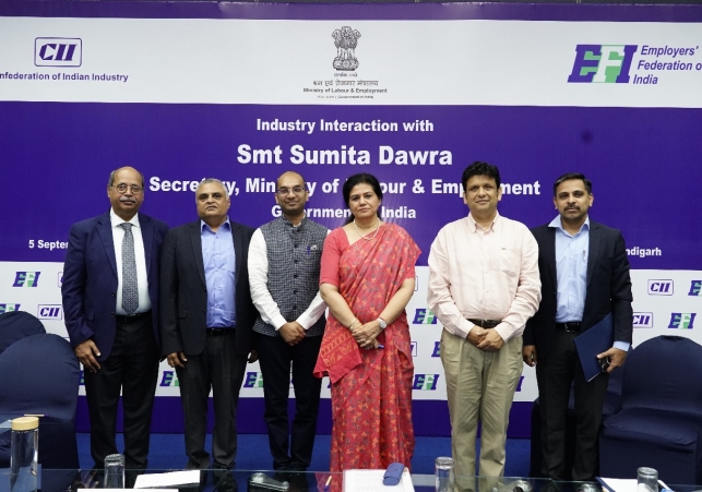 Industry's interaction with Smt. Sumita Dawra