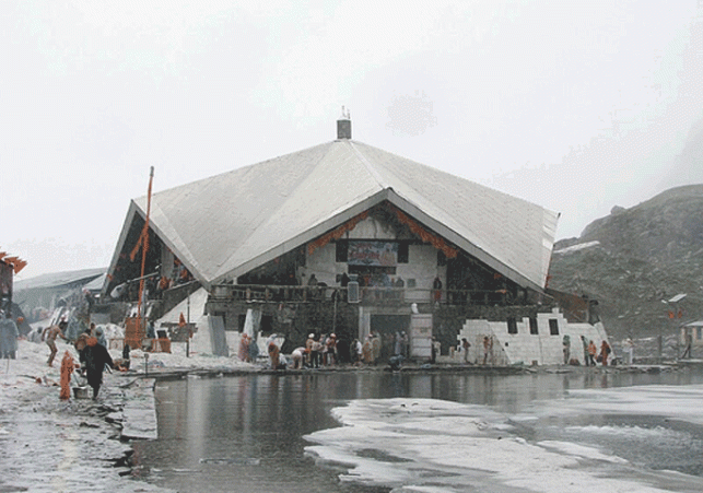 The doors of Sikh holy shrine Hemkund Sahib will open on May 25