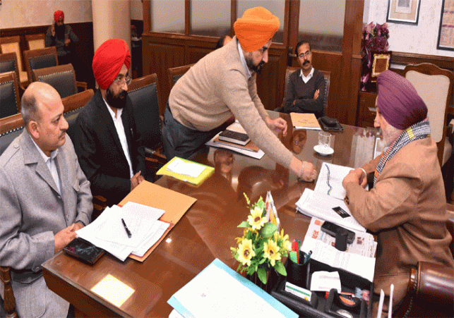 Chetan Singh Jodamajra took stock of water projects, plans and water storage