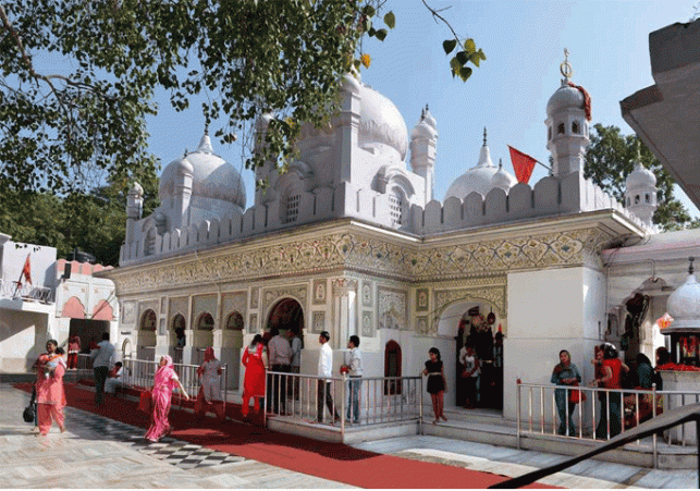 About 48 thousand devotees offered prayers at Shri Mata Mansa Devi temple on the third day of Navrat